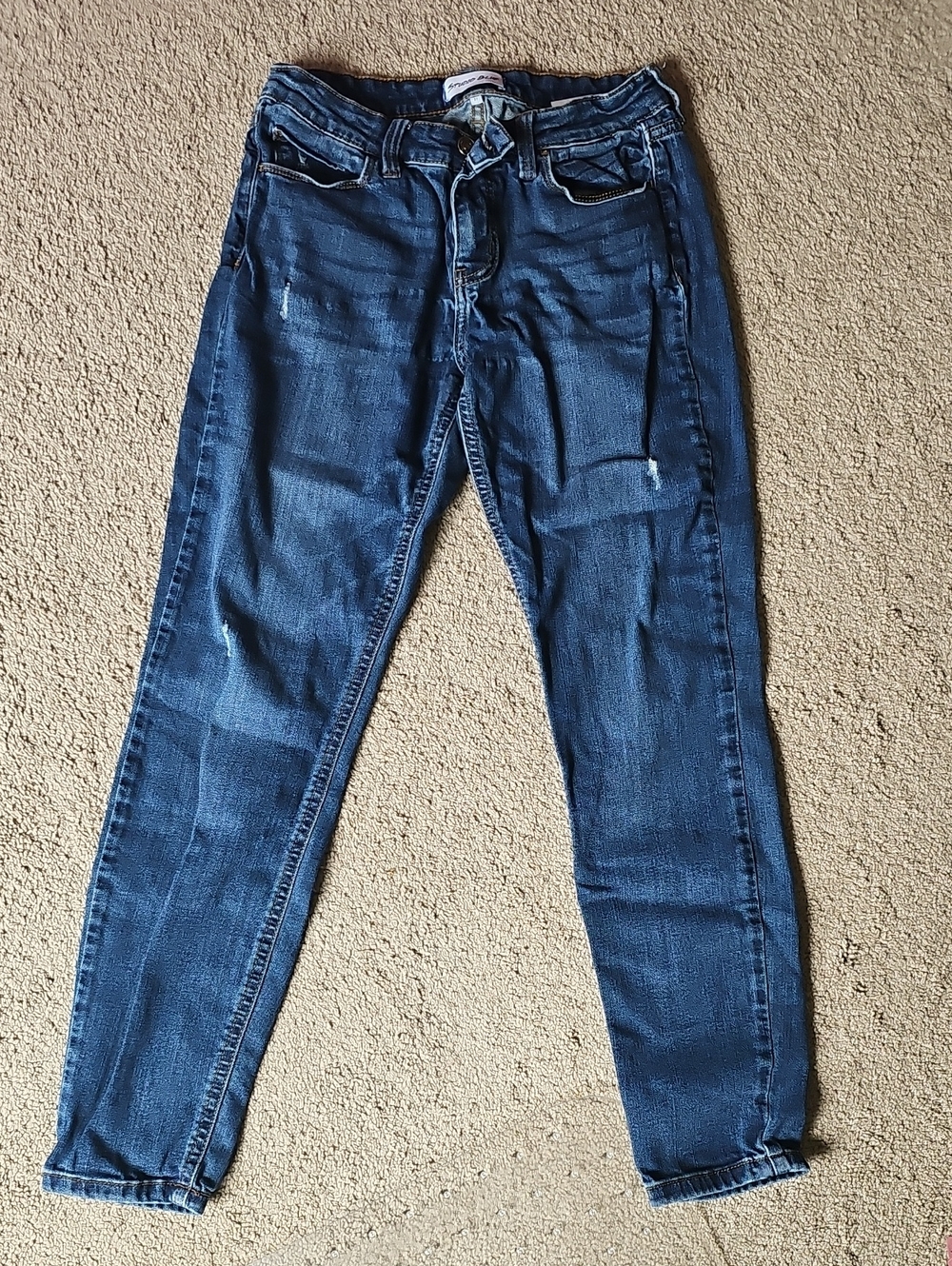 Studio Women's Skinny Jeans in Dark Blue Wash